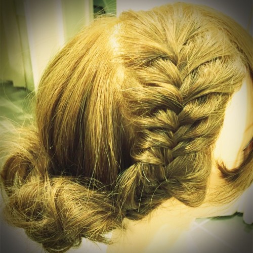 卒業式の袴にも似合う!素敵ヘアアレンジ