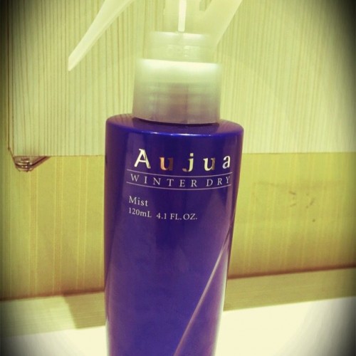 冬のお悩み、髪の静電気対策!