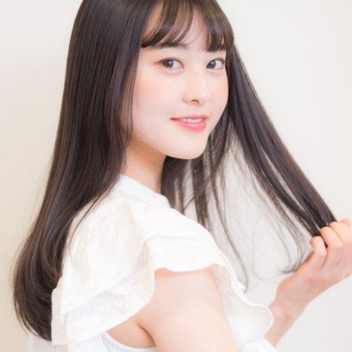 梅雨に負けないツヤツヤストレート!