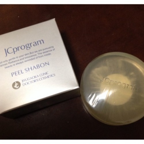 泡でお肌のピーリング♡