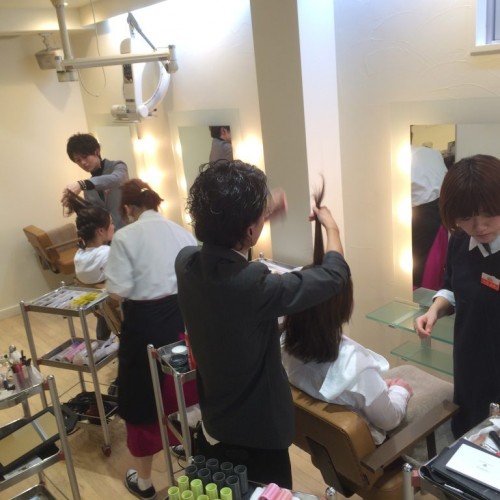 【卒業式のポスターが素敵すぎた】                      3月 石神井公園店 NEWOPEN!!