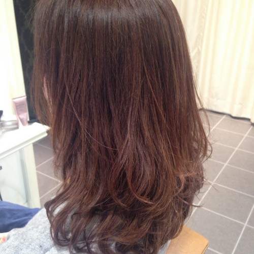 梅雨時期、髪が扱いにくい時期ですよね