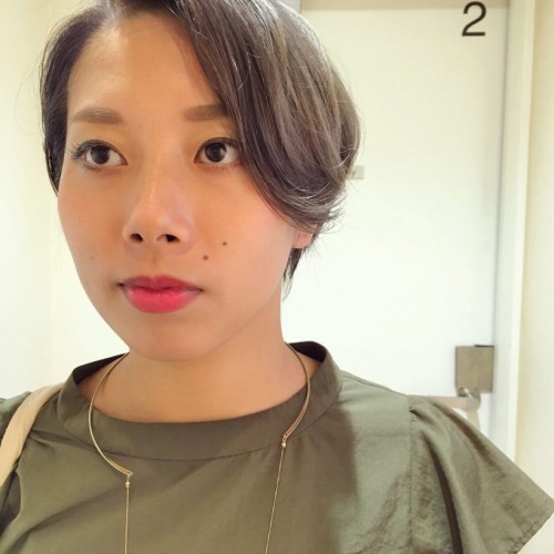 ショート女子のハイトーンは『パープルグレー』がオススメ♡