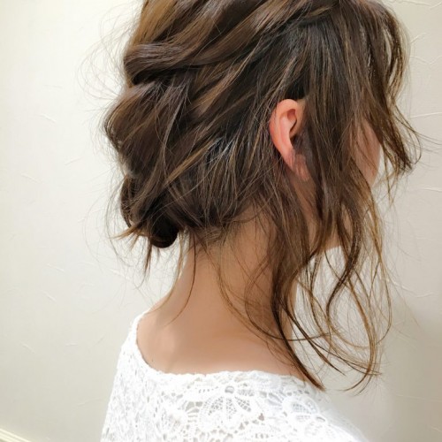 【動画あり】『1分で出来る!編み込みアップ風アレンジ♡』