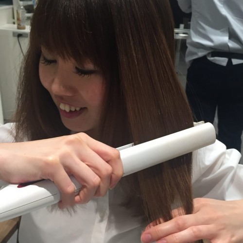 あーもーやだやだ!ヘアビューロンストレート‼︎メリット。デメリット。