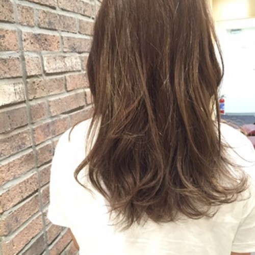 夏はイルミナカラーとハイライト!流行るカラーは?