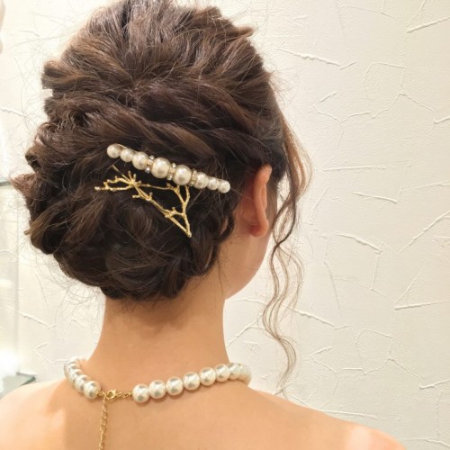 フォーマルな場にも合う、「もこもこアップ」スタイル♡