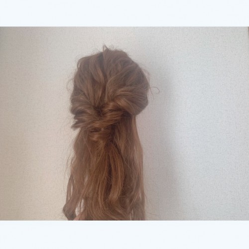 髪ゴム1つで簡単ハーフアップ????BAssA新所沢店