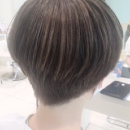 大人女子に人気のショートスタイル ハンサムショート
