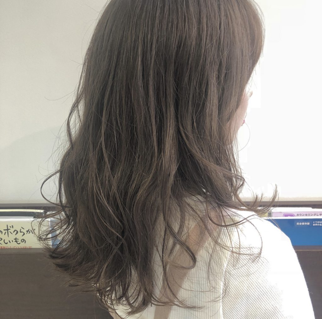 ロングヘアかわいいです♡