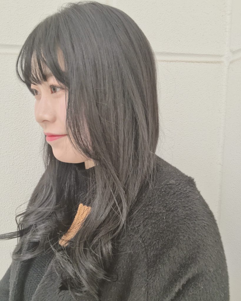 シースルーバング✖️blue black でオルチャンヘア♡